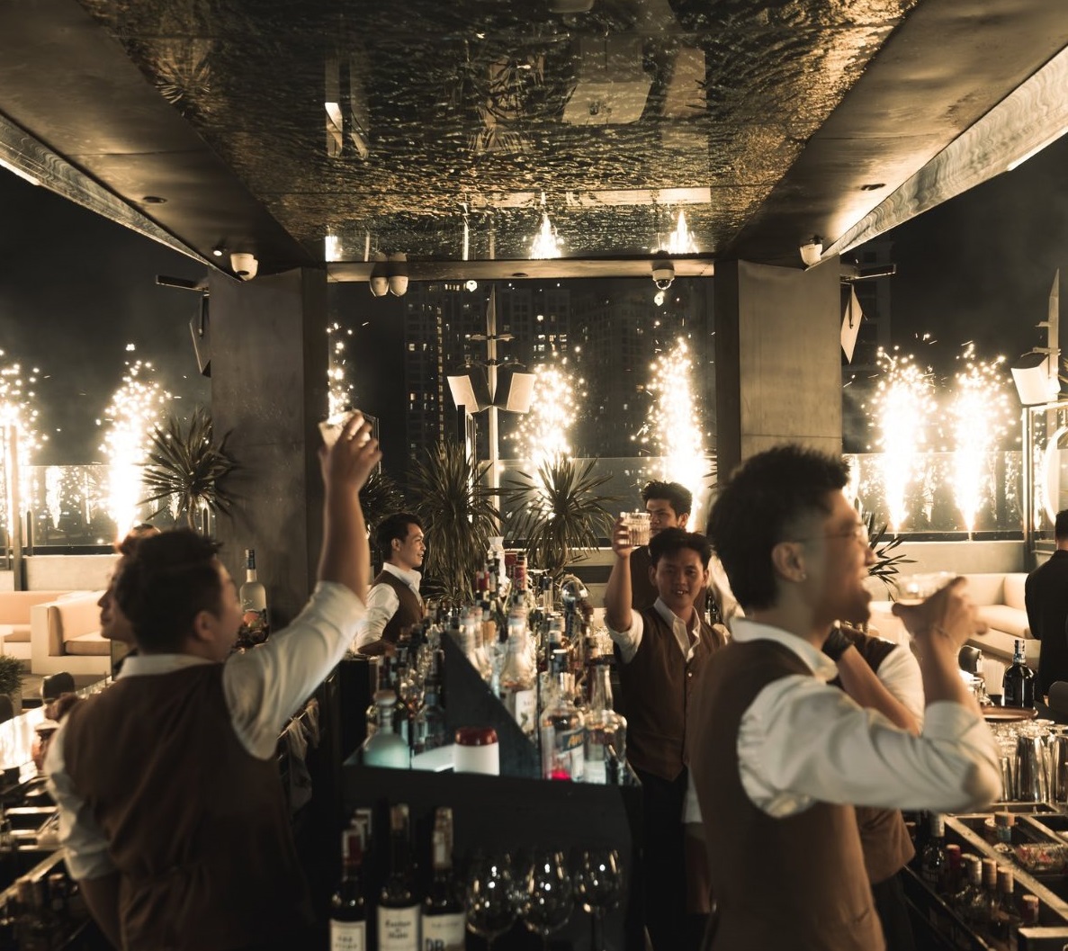 Zion Sky Lounge & Dining — khoảnh khắc event rooftop Sài Gòn 11