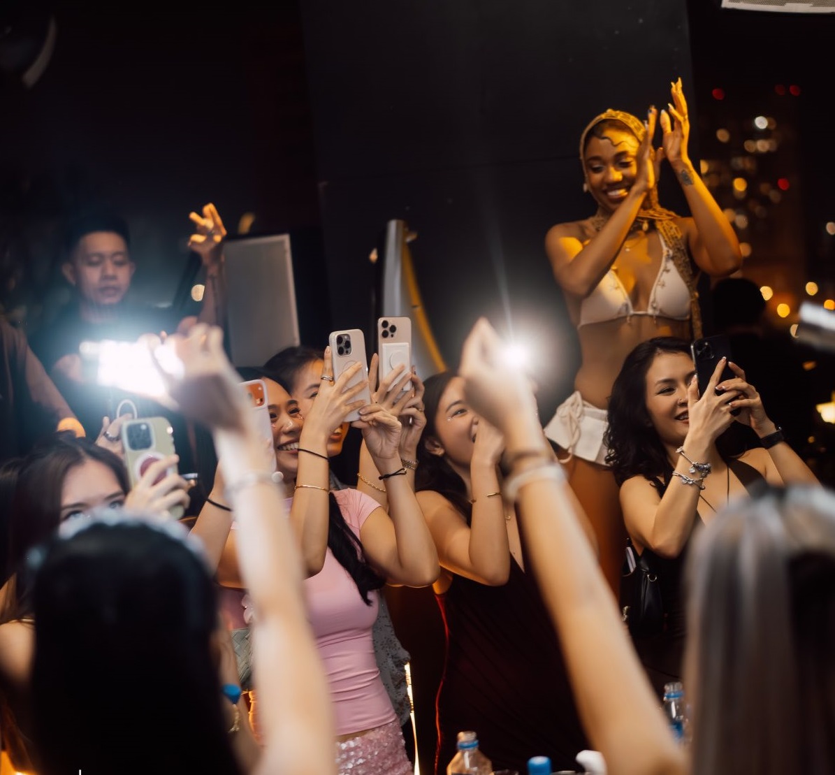 Zion Sky Lounge & Dining — khoảnh khắc event rooftop Sài Gòn 21